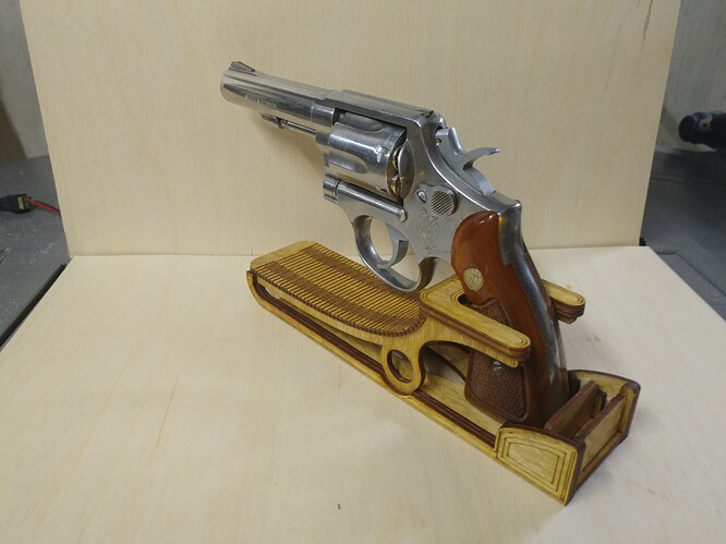 revolverstandcpic